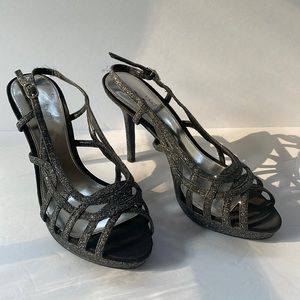 Nina Silver Gray Open Toe Heels Size 9